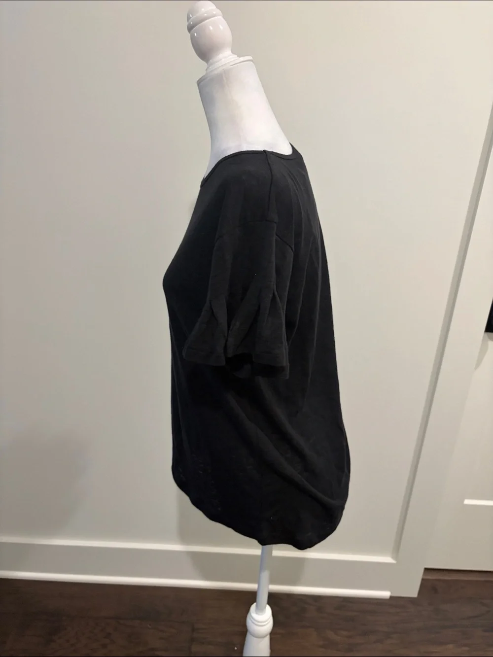 New With Tags JCrew Linen Flutter Sleeve Top Sz M